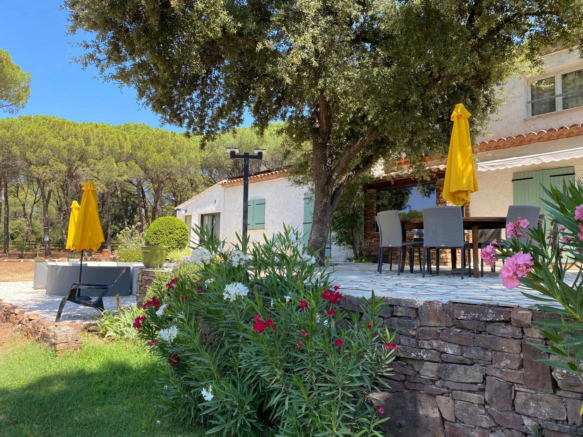 La Villa Le Cannet-des-Maures Zewnętrze zdjęcie